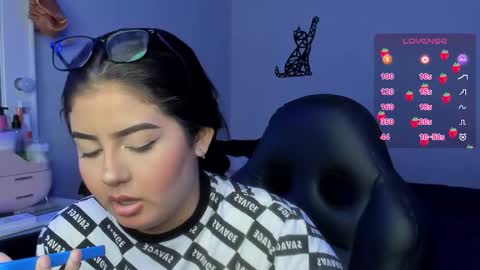 Snapshot of agatha_riccie chatting on 09/12/25, 05:40 Cat online show from 09/12/25, 05:40