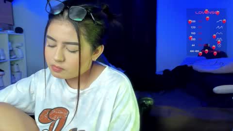 Cat online show from 10/16/25, 05:52