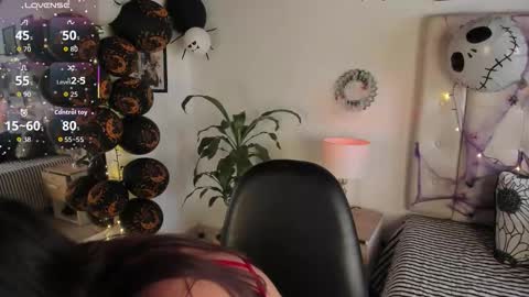 Snapshot of agatha_vixen chatting on 10/25/25, 07:08 Agatha vixen  online show from 10/25/25, 07:08