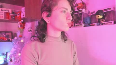 Camila     2 online show from 12/30/24, 04:20