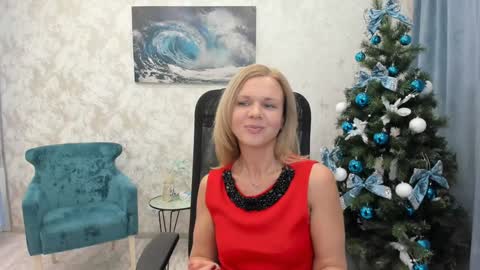 Agatha online show from 12/24/24, 11:00