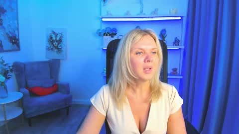 Agatha online show from 05/17/26, 03:04