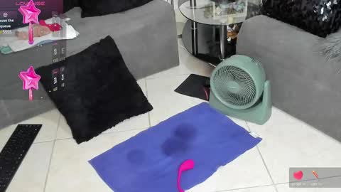 Agatha  online show from 02/03/25, 03:17