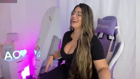 Snapshot of agathaowens chatting on 10/02/25, 01:45 Agatha Owens online show from 10/02/25, 01:45