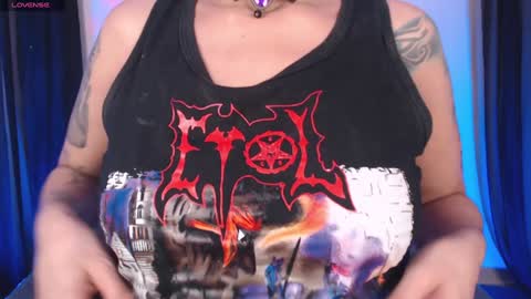 Agatha Tenebris online show from 12/21/24, 11:56
