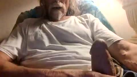 agedhardwood59618233 online show from 07/09/26, 02:59