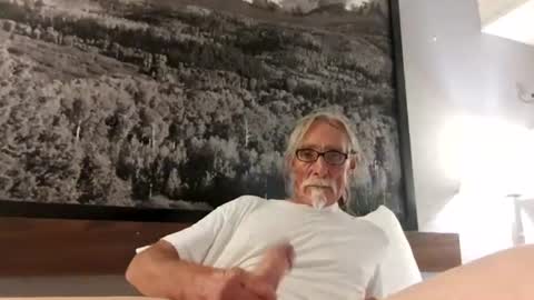 agedhardwood59618233 online show from 08/01/26, 07:07