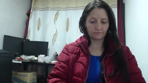 Snapshot of agel_sw1 chatting on 10/13/25, 10:32 Angel online show from 10/13/25, 10:32