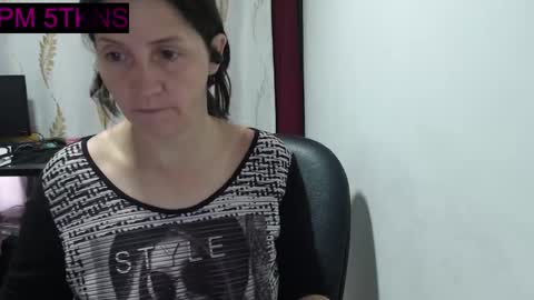 Snapshot of agel_sw1 chatting on 11/01/25, 01:35 Angel online show from 11/01/25, 01:35