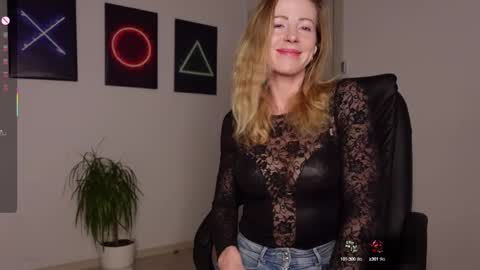 Agelina Lilly Laura online show from 03/01/25, 06:57