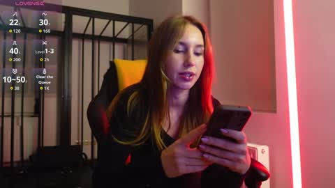 Agelina Lilly Laura online show from 11/01/25, 07:27