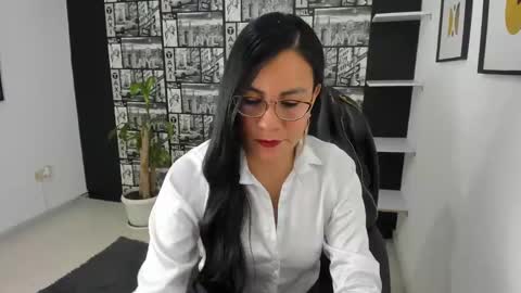 Aghata Moon online show from 12/02/24, 12:18