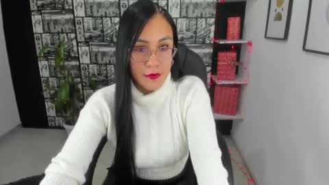 Aghata Moon online show from 01/04/25, 04:22