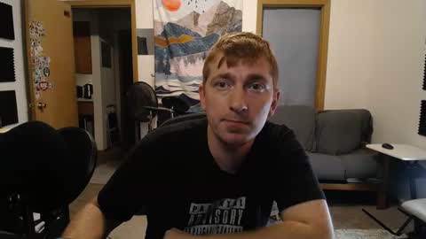 Snapshot of agingerboyx chatting on 09/30/25, 02:05 agingerboyx online show from 09/30/25, 02:05