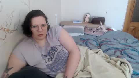 Snapshot of aglaya_fame chatting on 02/17/25, 07:04 Aglaya Fame online show from 02/17/25, 07:04