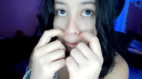 Snapshot of agnes_21 chatting on 10/02/25, 01:51  ines  online show from 10/02/25, 01:51
