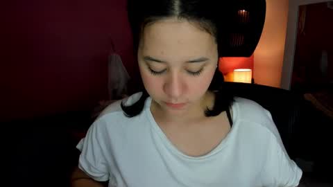 Snapshot of agnes_21 chatting on 10/06/25, 01:41  ines  online show from 10/06/25, 01:41