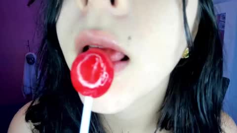 Snapshot of agnes_21 chatting on 10/09/25, 02:48  ines  online show from 10/09/25, 02:48