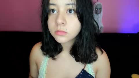 Snapshot of agnes_21 chatting on 10/12/25, 02:27  ines  online show from 10/12/25, 02:27