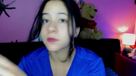 Snapshot of agnes_21 chatting on 10/24/25, 01:51  ines  online show from 10/24/25, 01:51