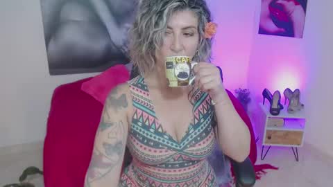 Lily online show from 02/06/25, 03:06