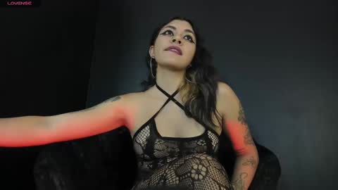 agnes_jones online show from 02/27/25, 09:36