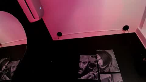 agnes_jones online show from 11/13/25, 12:20