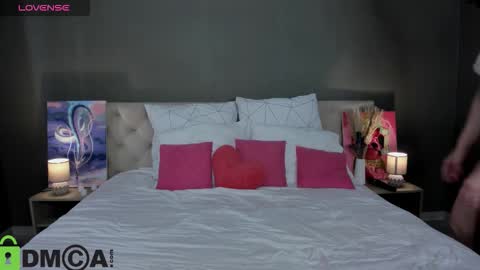 Agnes online show from 10/11/25, 09:19