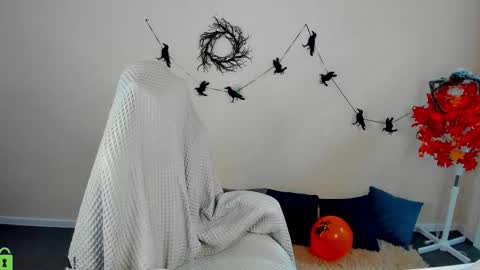 Snapshot of agnes_wells chatting on 10/31/25, 09:21 agnes wells online show from 10/31/25, 09:21