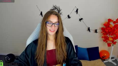 Snapshot of agnes_wells chatting on 11/03/25, 09:21 agnes wells online show from 11/03/25, 09:21