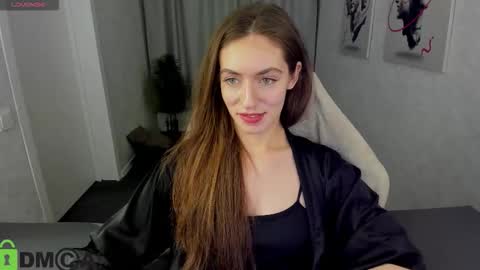 Snapshot of agnes_wells chatting on 11/12/25, 09:42 agnes wells online show from 11/12/25, 09:42