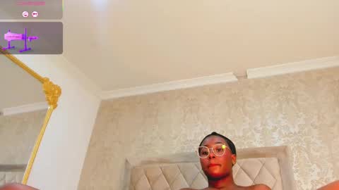 Agnes Bailey online show from 02/27/25, 12:21