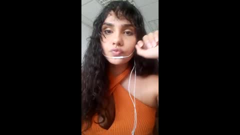 Snapshot of agnesethereal chatting on 02/13/26, 04:58 agnesethereal online show from 02/13/26, 04:58