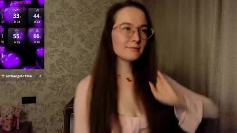 Agnes online show from 12/03/25, 10:41