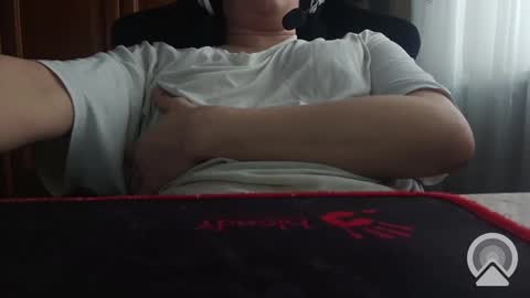 Snapshot of agnesmax chatting on 12/10/24, 09:01 Agn online show from 12/10/24, 09:01