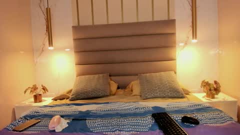 Snapshot of agnesrocuzzo chatting on 10/21/25, 11:33 agnesrocuzzo online show from 10/21/25, 11:33