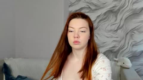 Snapshot of agnia_white chatting on 11/25/25, 10:59 Agnia White online show from 11/25/25, 10:59