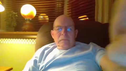 Snapshot of aguynrkfrd chatting on 02/23/25, 09:55 aguynrkfrd online show from 02/23/25, 09:55