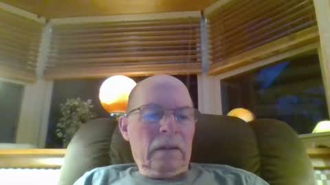 aguynrkfrd online show from 05/04/26, 10:00