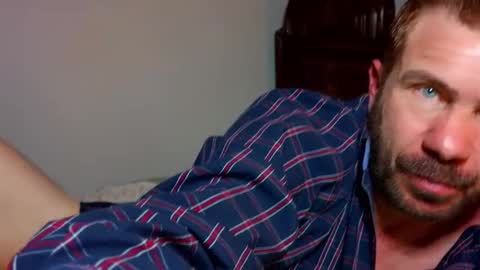 Snapshot of ahardman10 chatting on 02/27/26, 02:11 Blue Eyed Handsome Man online show from 02/27/26, 02:11