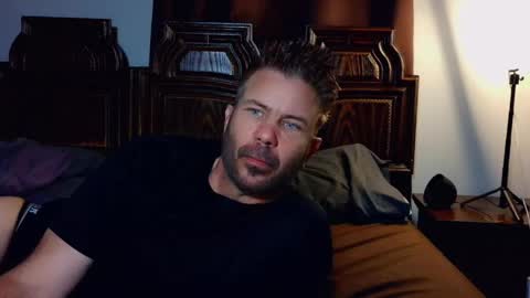 Snapshot of ahardman10 chatting on 03/26/26, 12:39 Blue Eyed Handsome Man online show from 03/26/26, 12:39