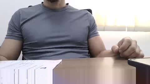 Snapshot of ahmad435055 chatting on 03/05/25, 08:00 ahmad omar online show from 03/05/25, 08:00