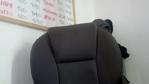 ahntony  69 online show from 10/27/25, 07:56