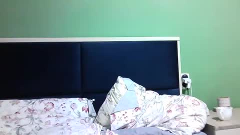 Selena online show from 12/20/24, 01:54