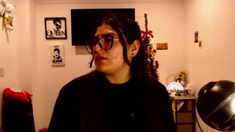 Ahriana Bluff online show from 11/11/25, 02:11