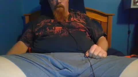 Snapshot of ahrnycumtoy chatting on 09/16/25, 08:15 hrnycummer online show from 09/16/25, 08:15