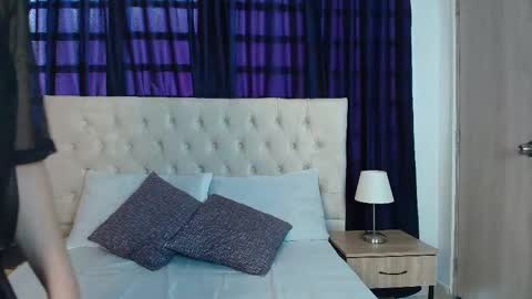 ahsly_ms online show from 01/14/25, 12:24