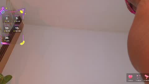 Ahvi Ebony online show from 05/13/26, 01:30