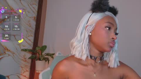 Ahvi Ebony online show from 05/16/26, 01:32
