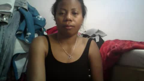 Snapshot of aicha_boobs chatting on 03/28/26, 11:26 Aicha boobs online show from 03/28/26, 11:26